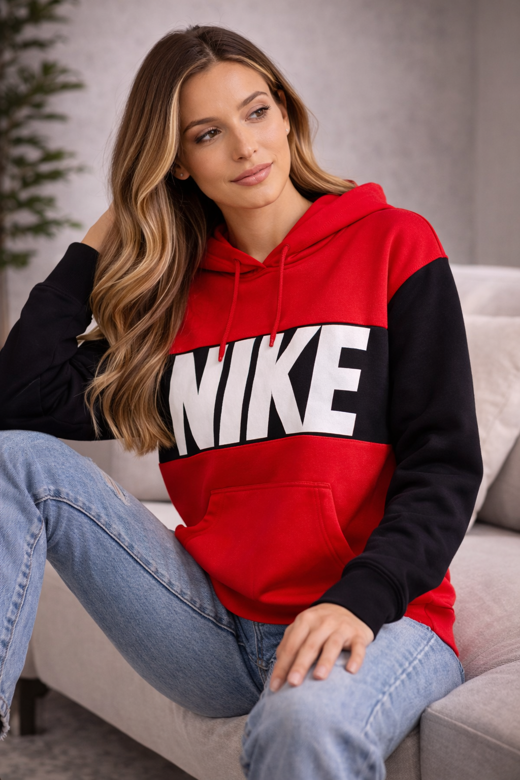Nike Colorblock Hoodie – Women’s Size Small – Red/Black – Pre-Owned